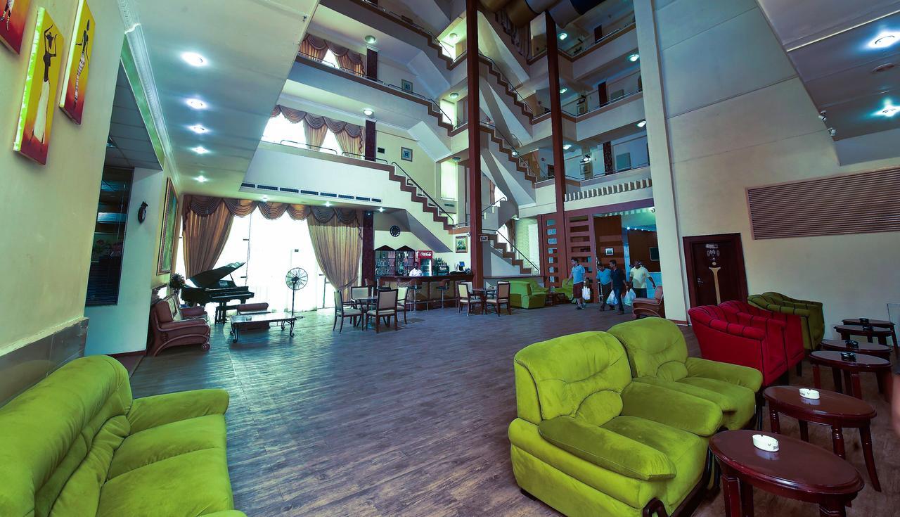Juliana Hotel Kolombo Bagian luar foto