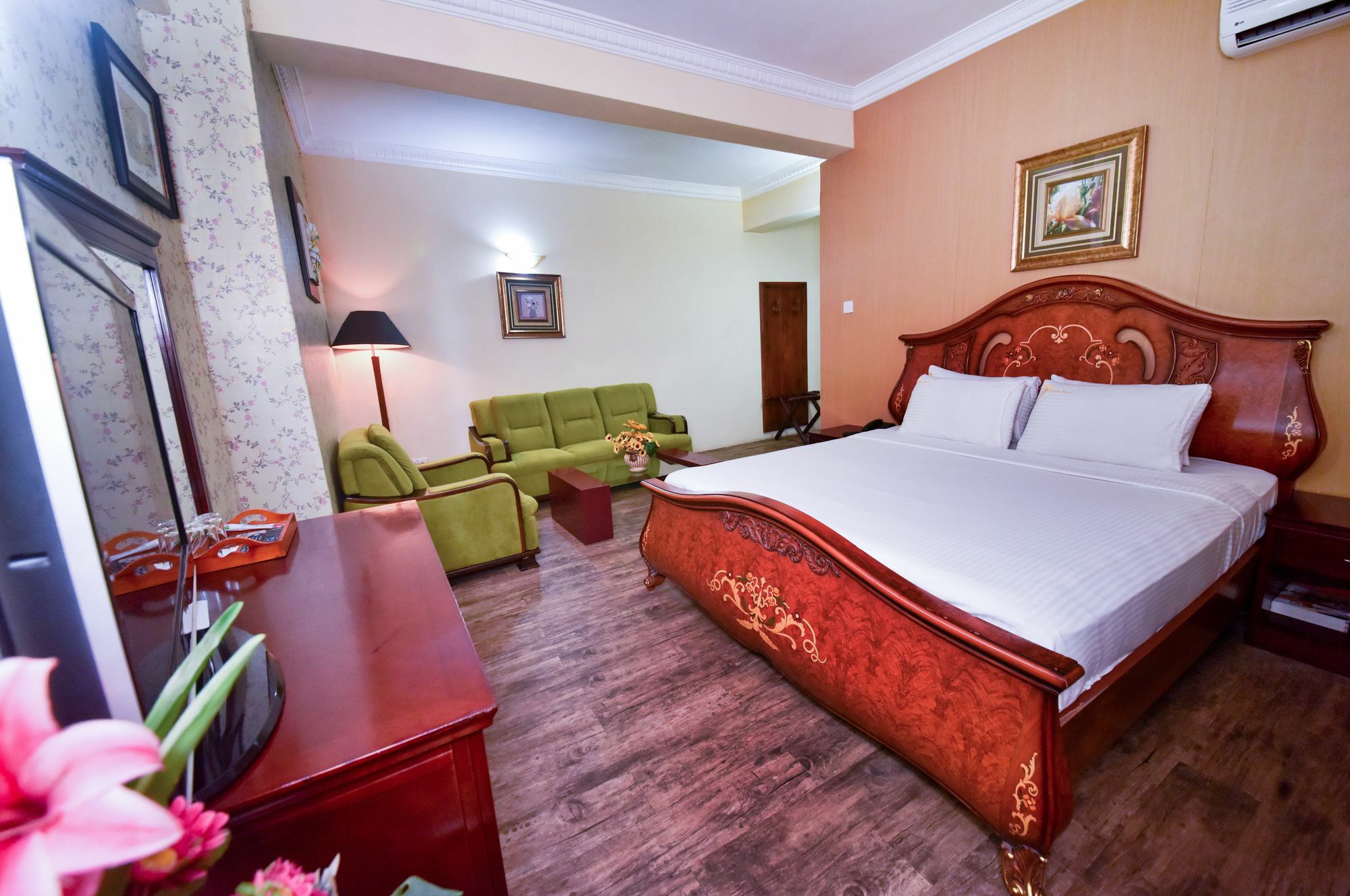 Juliana Hotel Kolombo Bagian luar foto